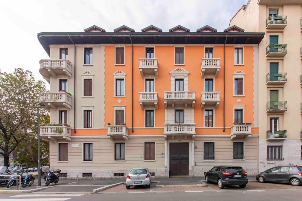 La Tana Del Bianconiglio - Rabbit Hole Apartment Milan Luaran gambar